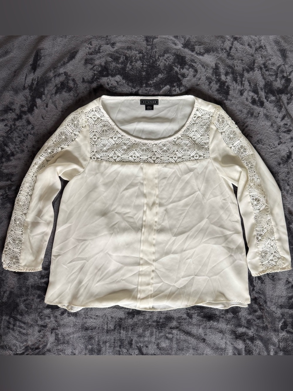 Metaphor Ivory Lace Yoke 3/4 Sleeve Blouse
